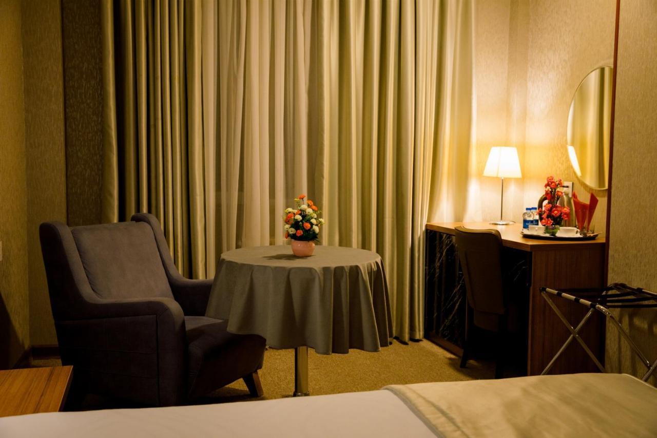 Royal Sapphire Hotel バクー エクステリア 写真